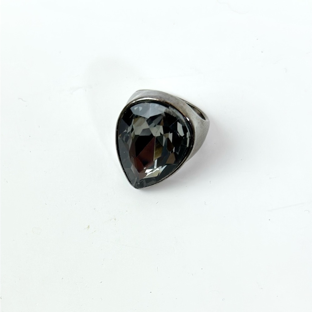 Large Black Tear Ring